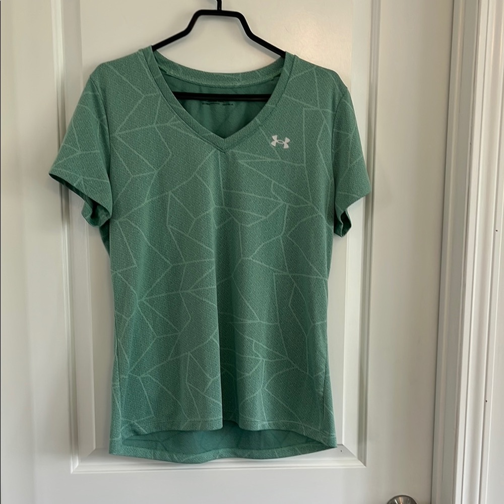 Under Armour heat gear T-shirt size lg